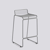 Hee 65 cm Barpall Asphalt grey – pulverlackerat stål