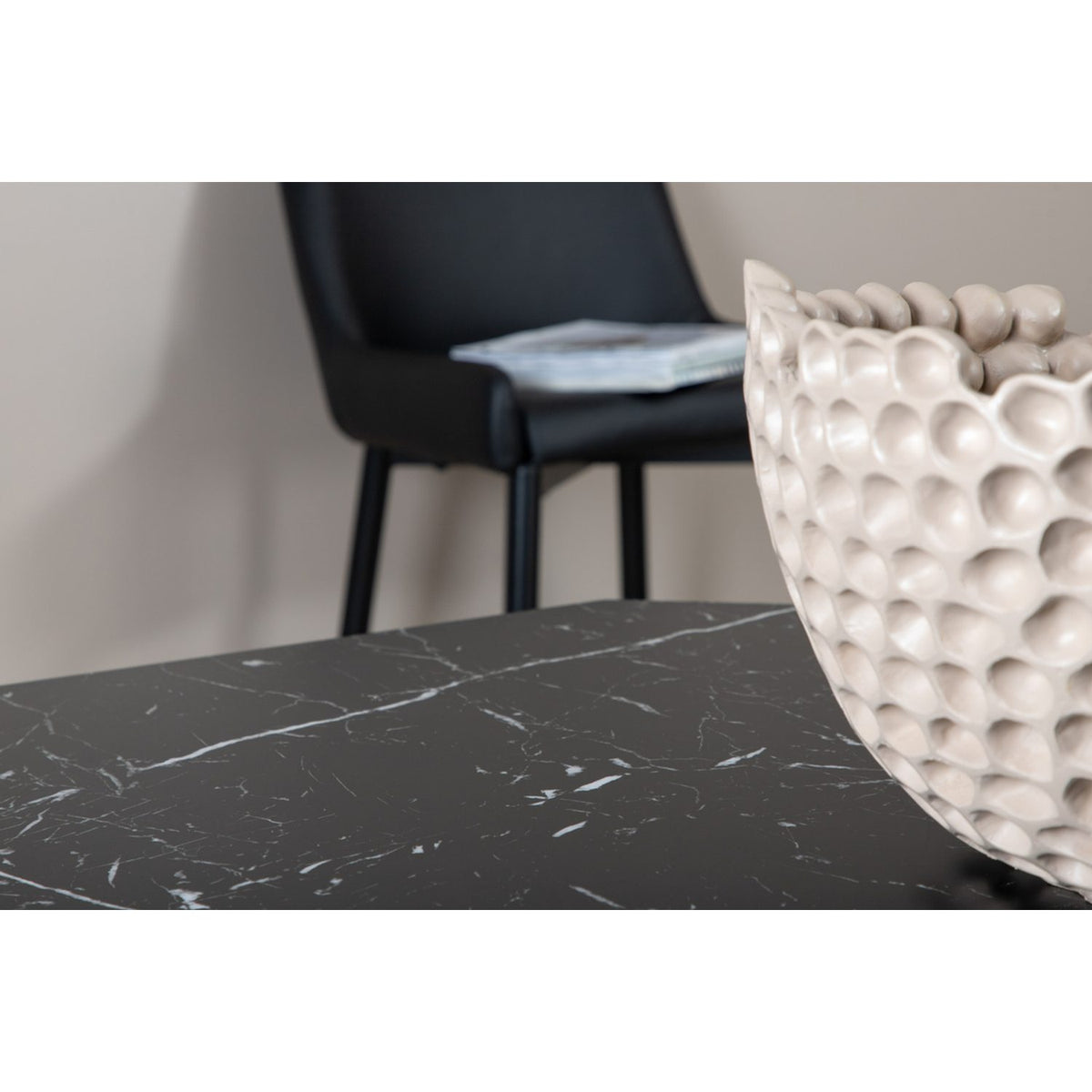 Marbs Runt matbord Svart, MDF, ⌀110