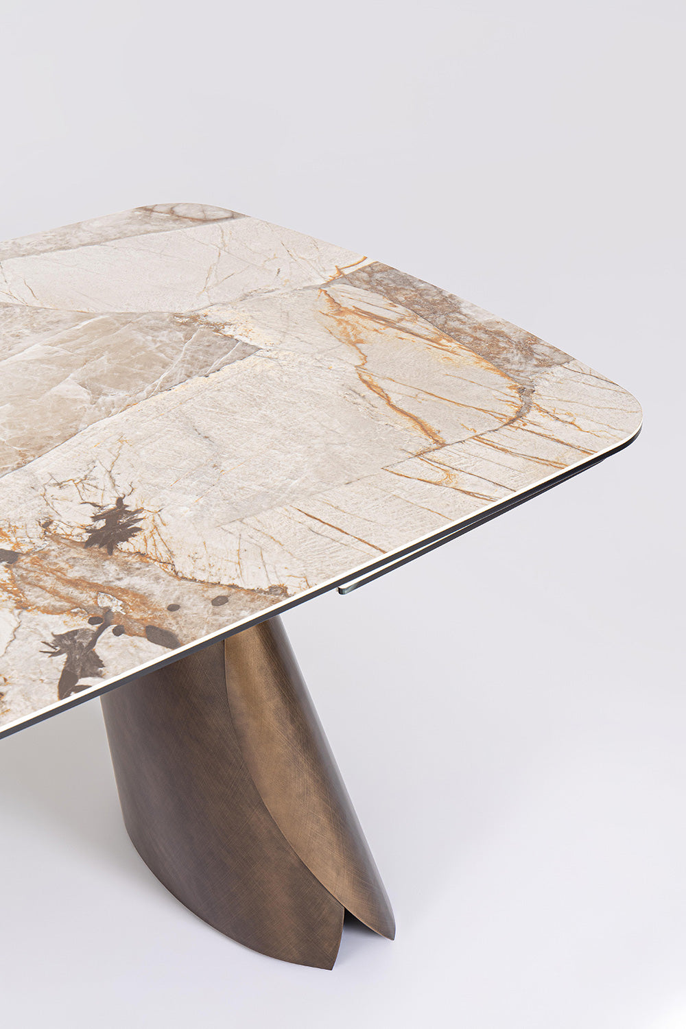 Gisele Matbord 100x180-260 cm