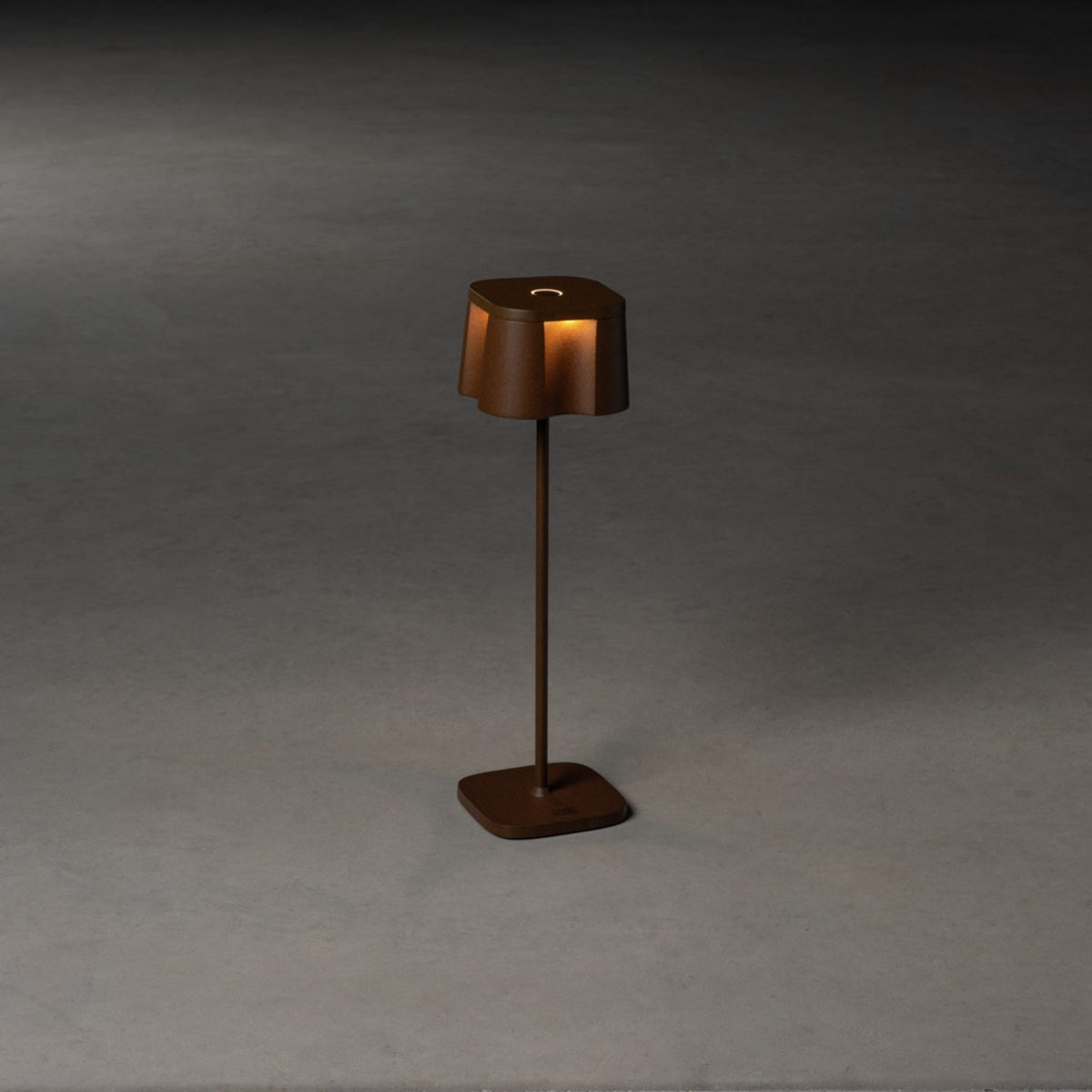 Nice USB Dimbar Bordslampa Ute Rost