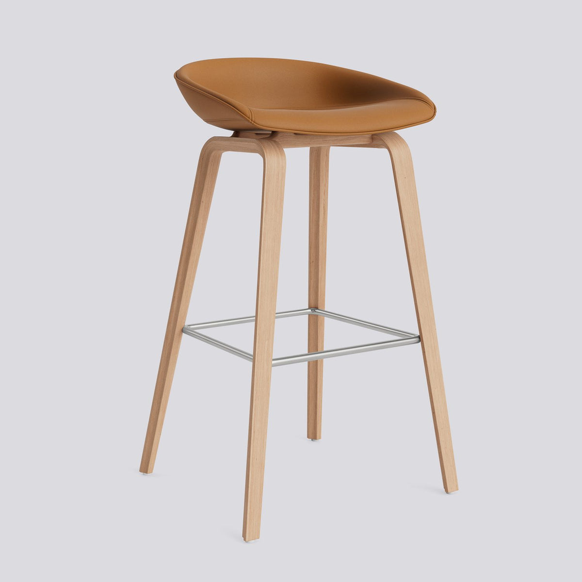 AAS 33 75 cm Barpall Sense Cognac, ekfaner med vattenbaserad lack, Rostfritt stål