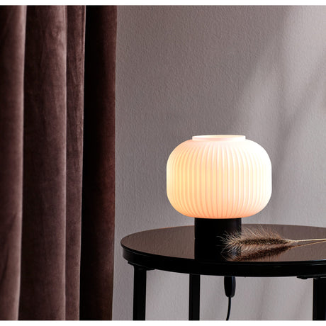 Milford Svart Bordslampa