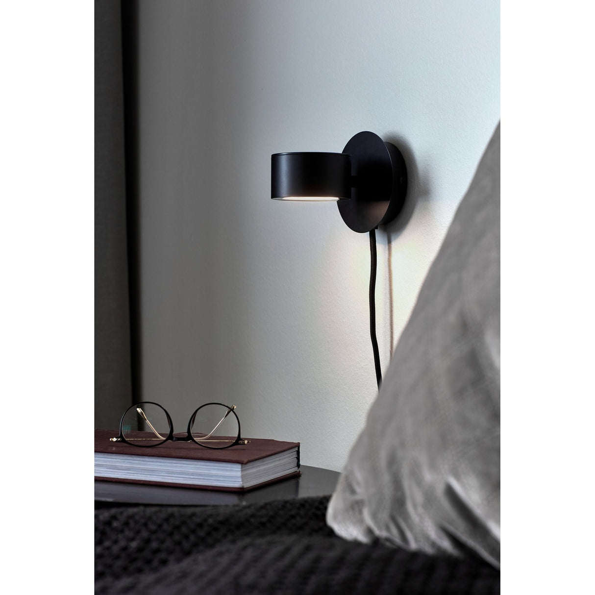 Clyde Svart Vägglampa