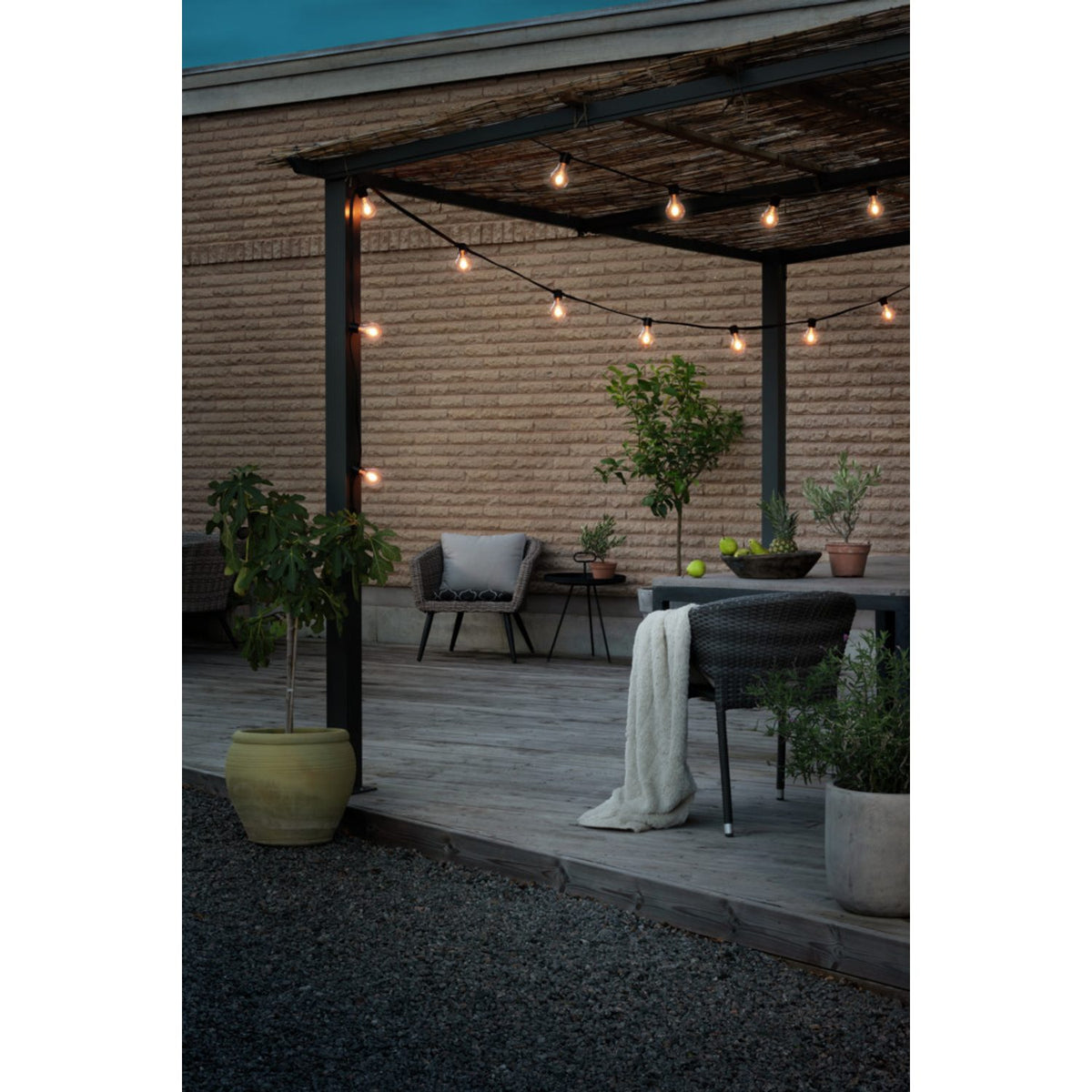 E27 10 amber M-form utbytbar LED Ljusslinga Ute