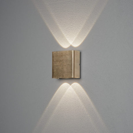 Chieri HP-LED 2x2 Vägglampa Ute Mässing