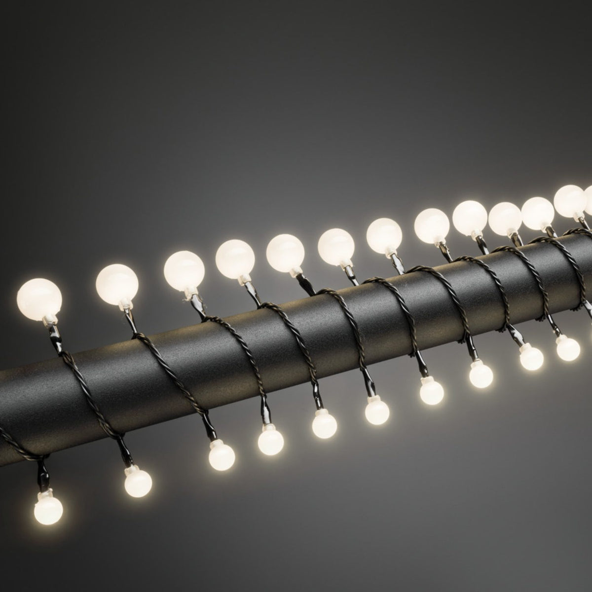 80 Cherry LED svart kabel 24V/IP44 Ljusslinga Ute Varmvit