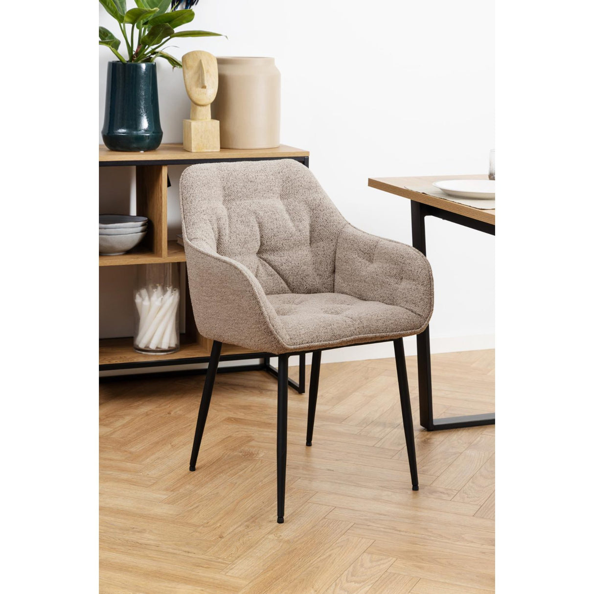 Toulon Matstol med Armstöd Sits Monza tyg Beige