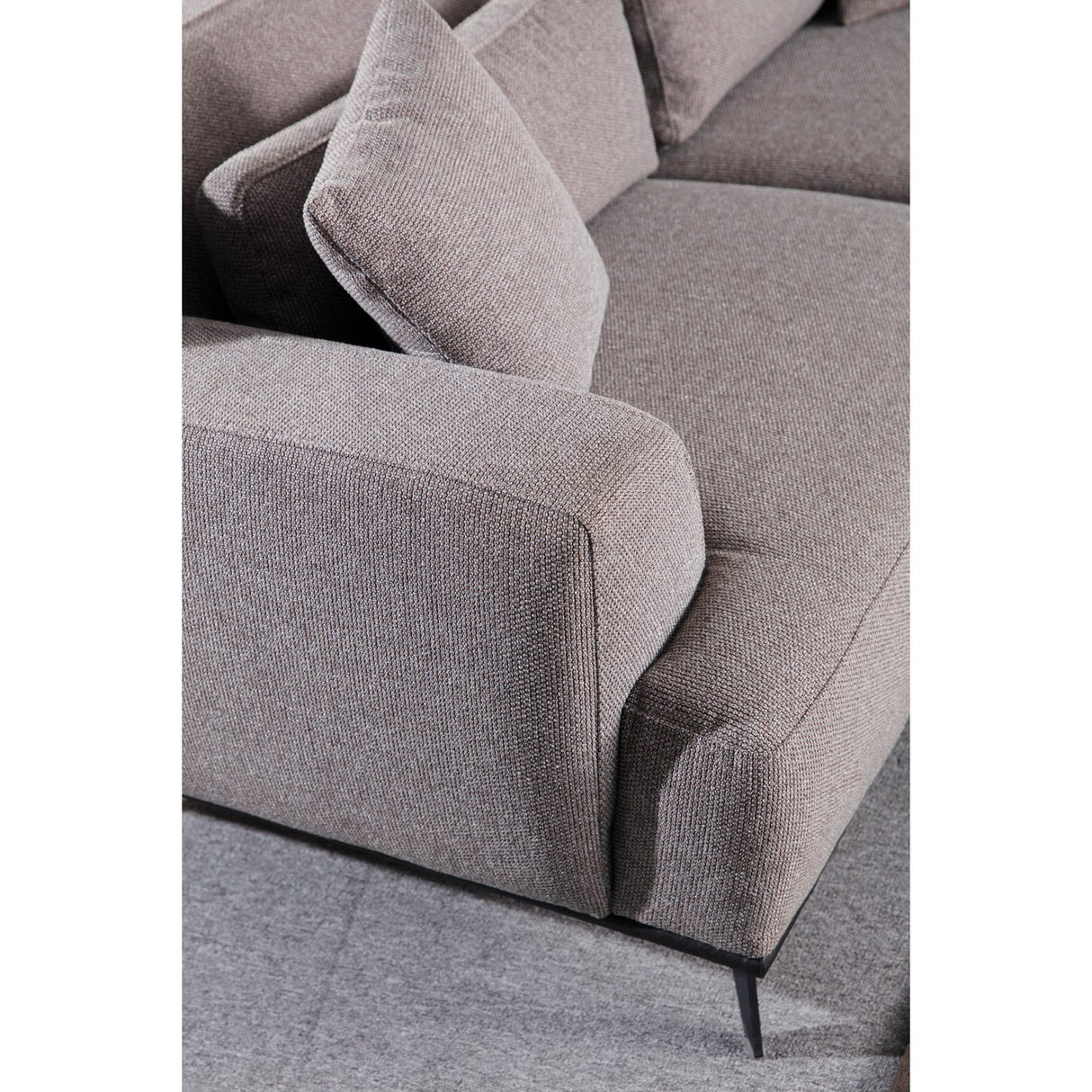 Kigali 2 (200 x 100 x 75 cm) brungrå 2-sitssoffa