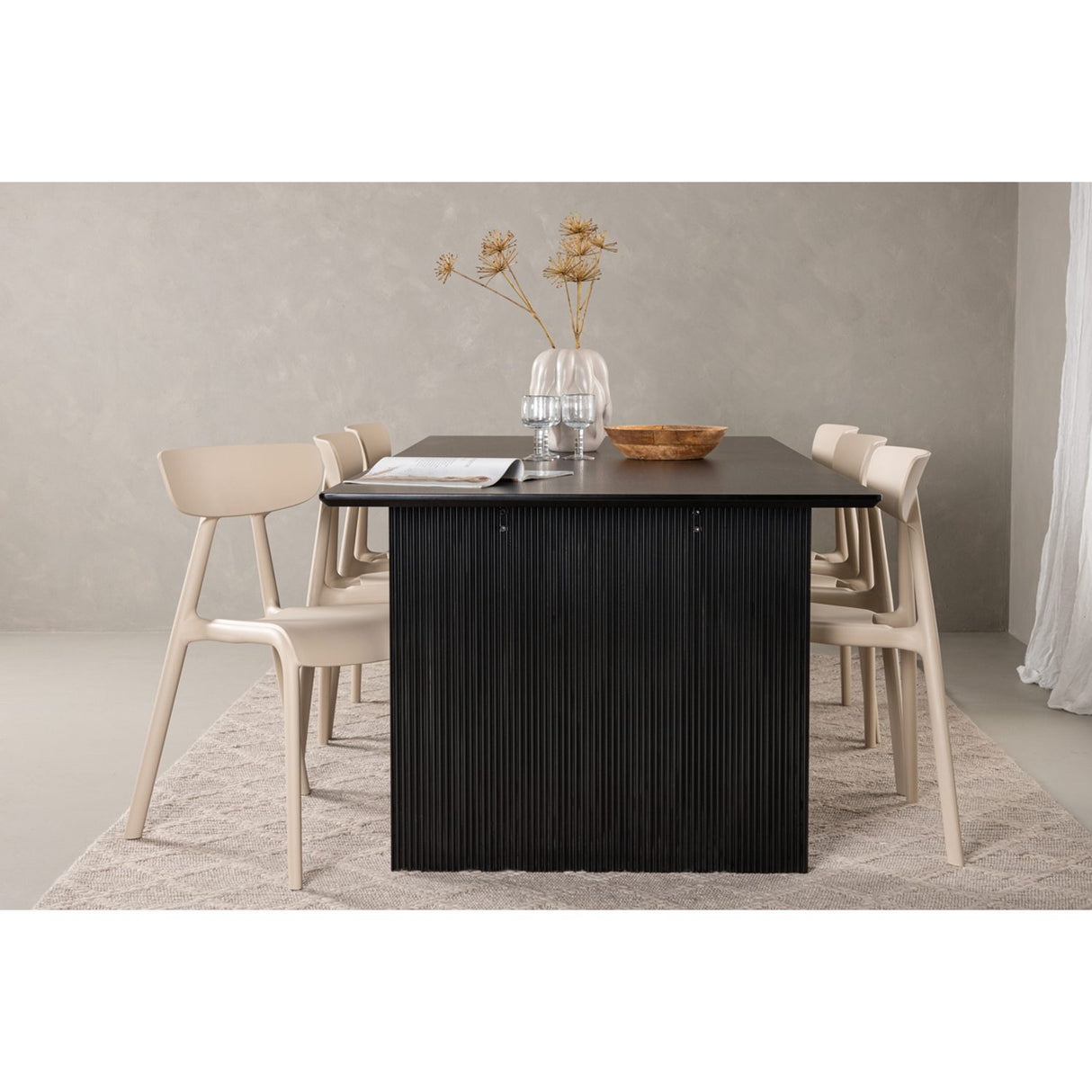 Vail, Ursholmen Rektangulär matgrupp Beige, Svart, 200 x 100