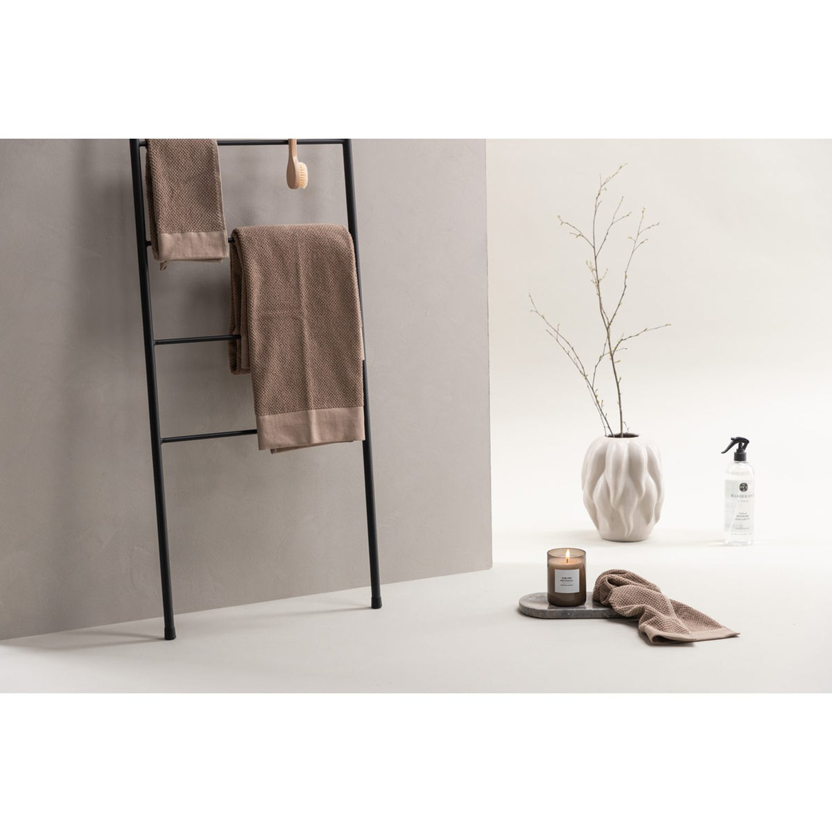 Drammen Klädhängare Svart, 50 x 160