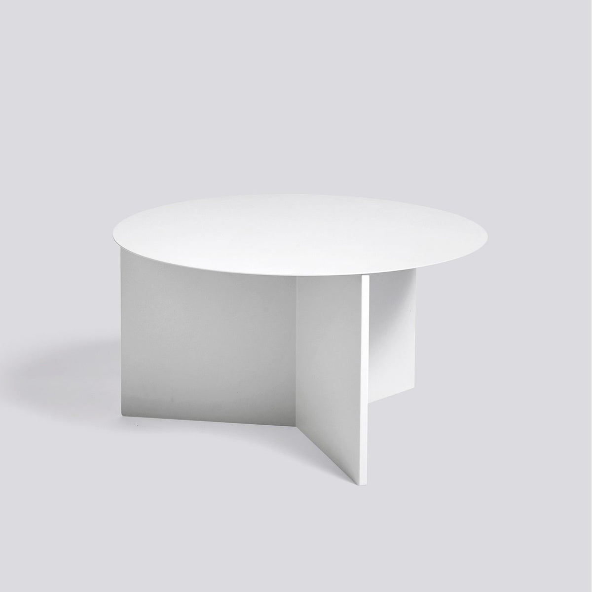 Slit runt Ø65 × H35,5 cm Sidobord White – pulverlackerat stål