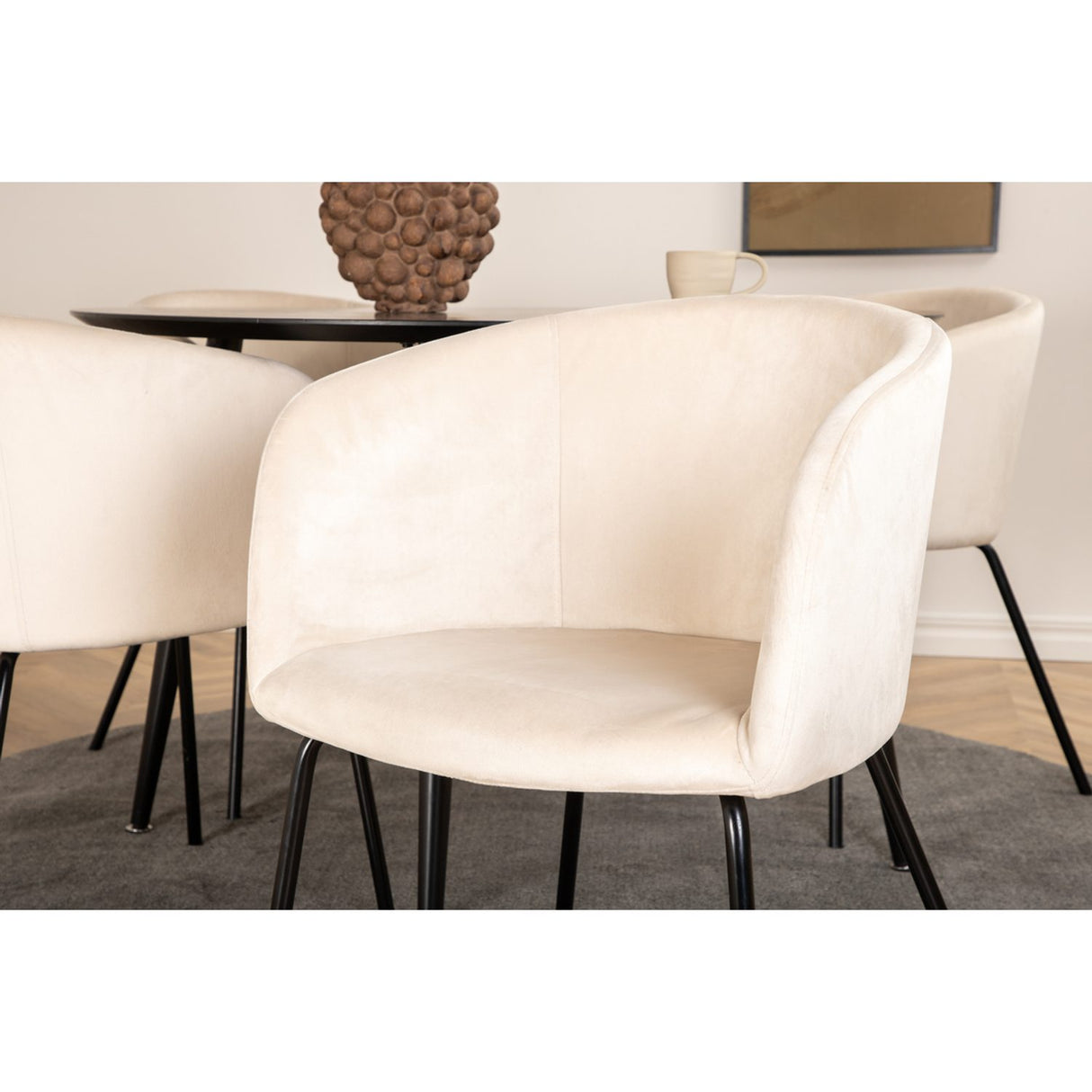 Dipp, Berit Rund matgrupp Beige, Svart, Svart, ⌀115