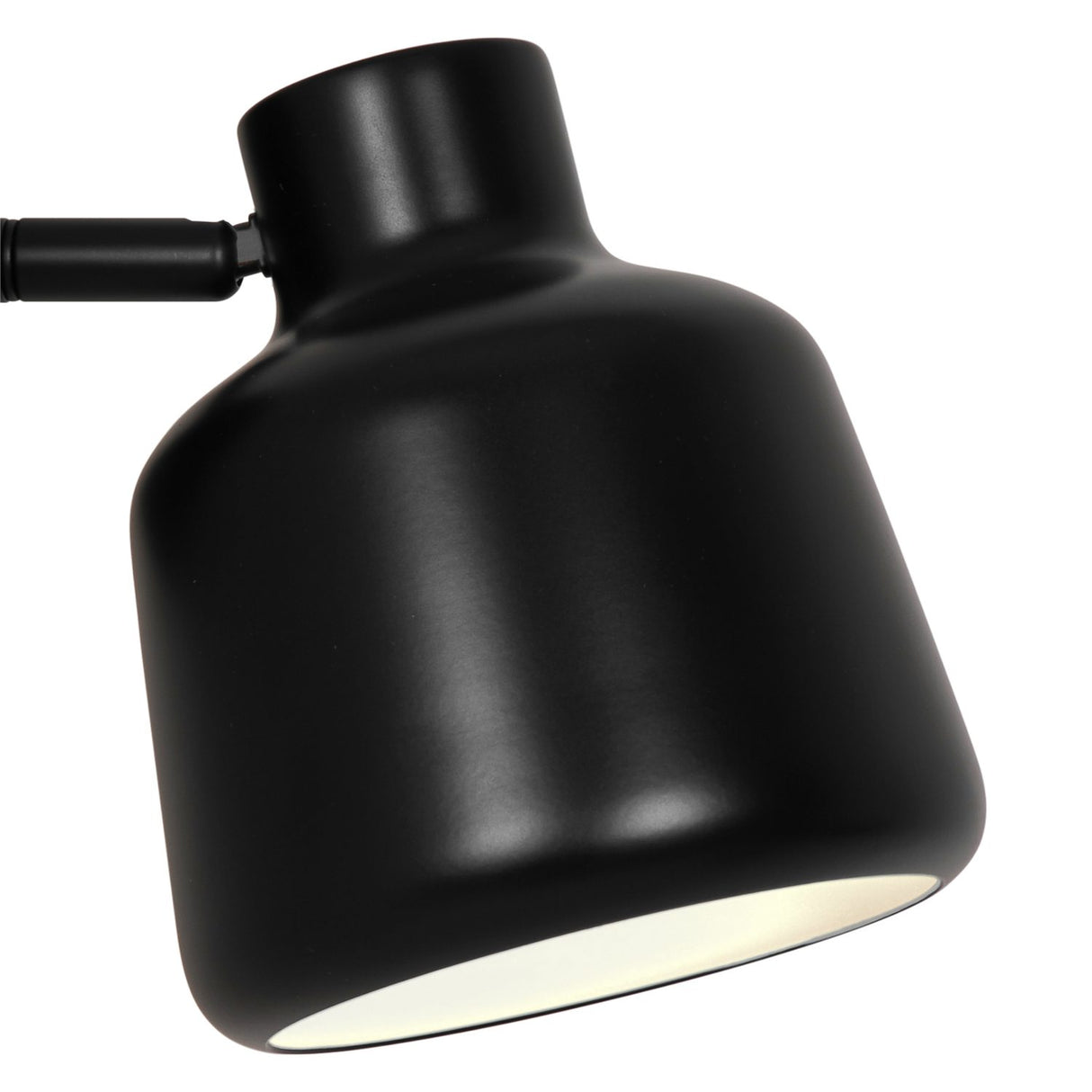 Louella Svart Golvlampa