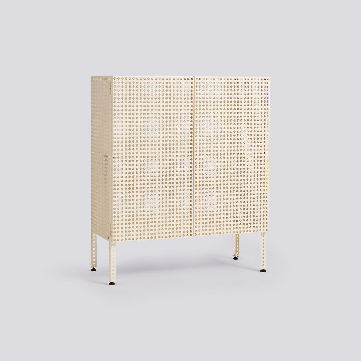 Perforated Cabinet mellan 89 × 40 × 106,5 cm Skåp Eggshell