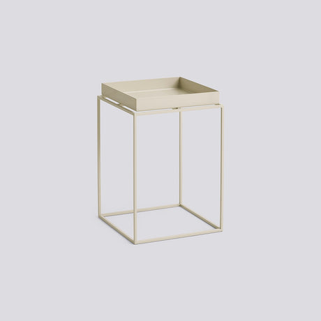 Tray Table L30 × B30 × H44 cm Brickbord Warm beige, Warm beige – pulverlackerat stål