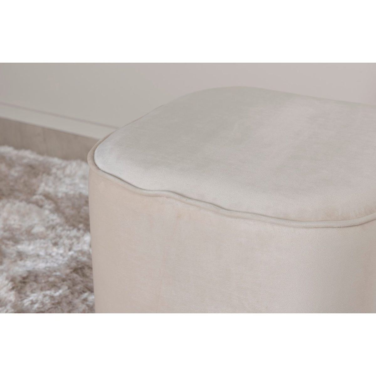 Piff Puff Beige, Polyestersammet