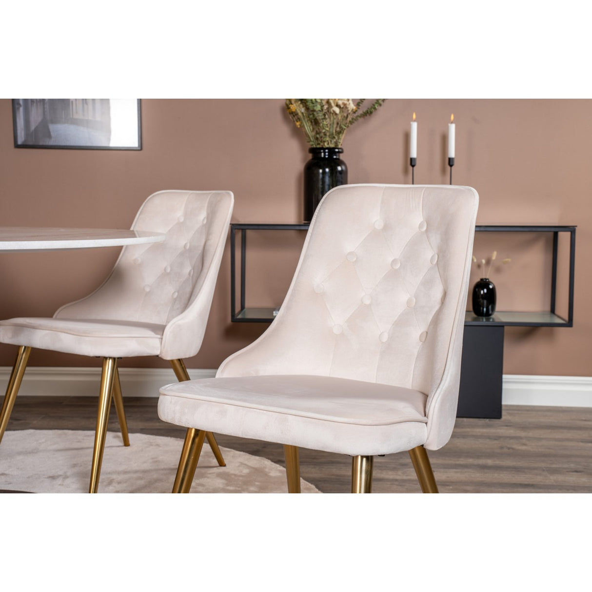 Estelle, Velvet Deluxe Rund matgrupp