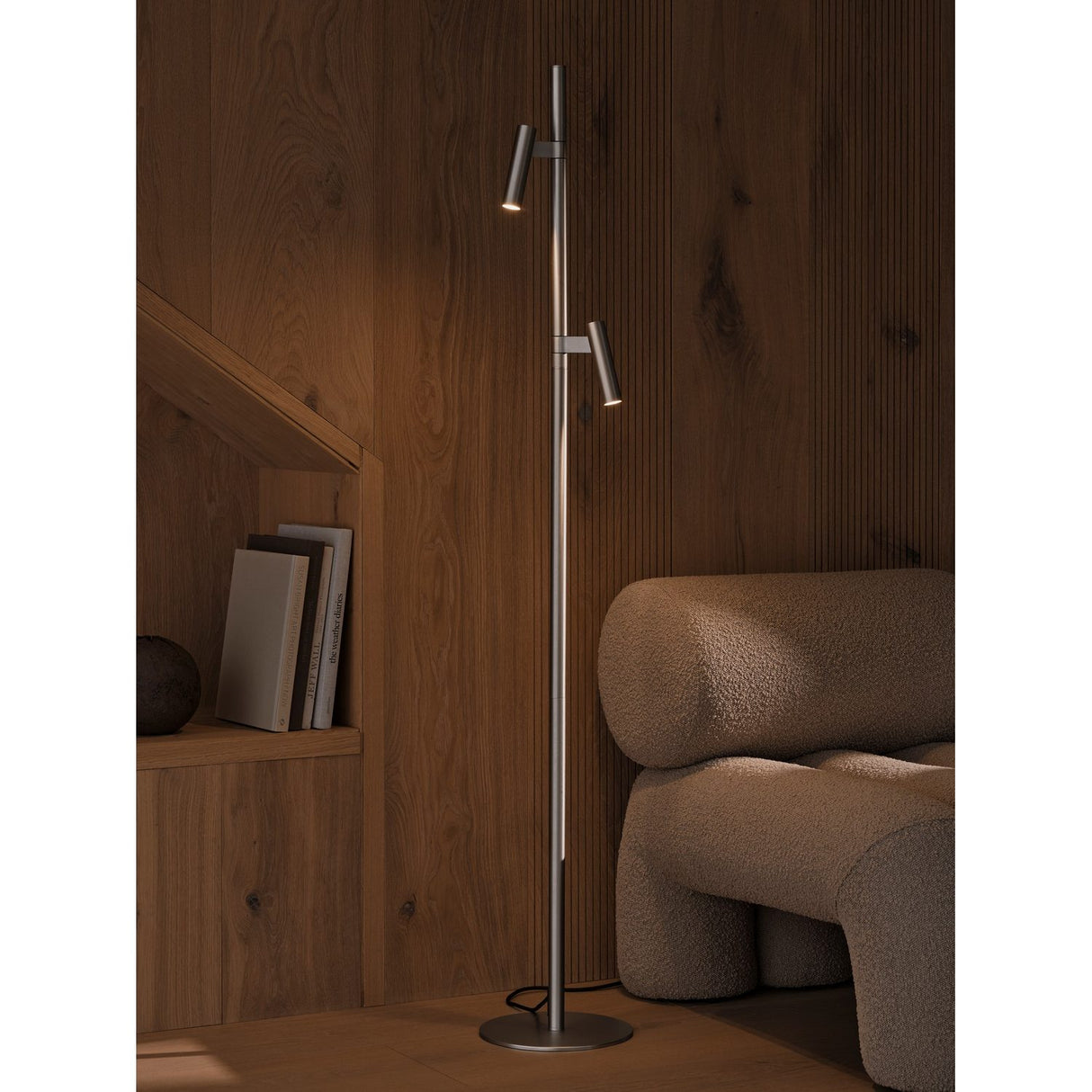 Makoto Satin krom Golvlampa