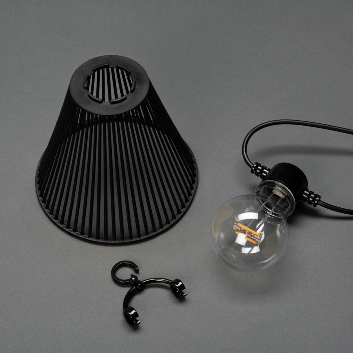 Startset E27 10 amber LED dekoration Dimmer Ljusslinga Ute Svart