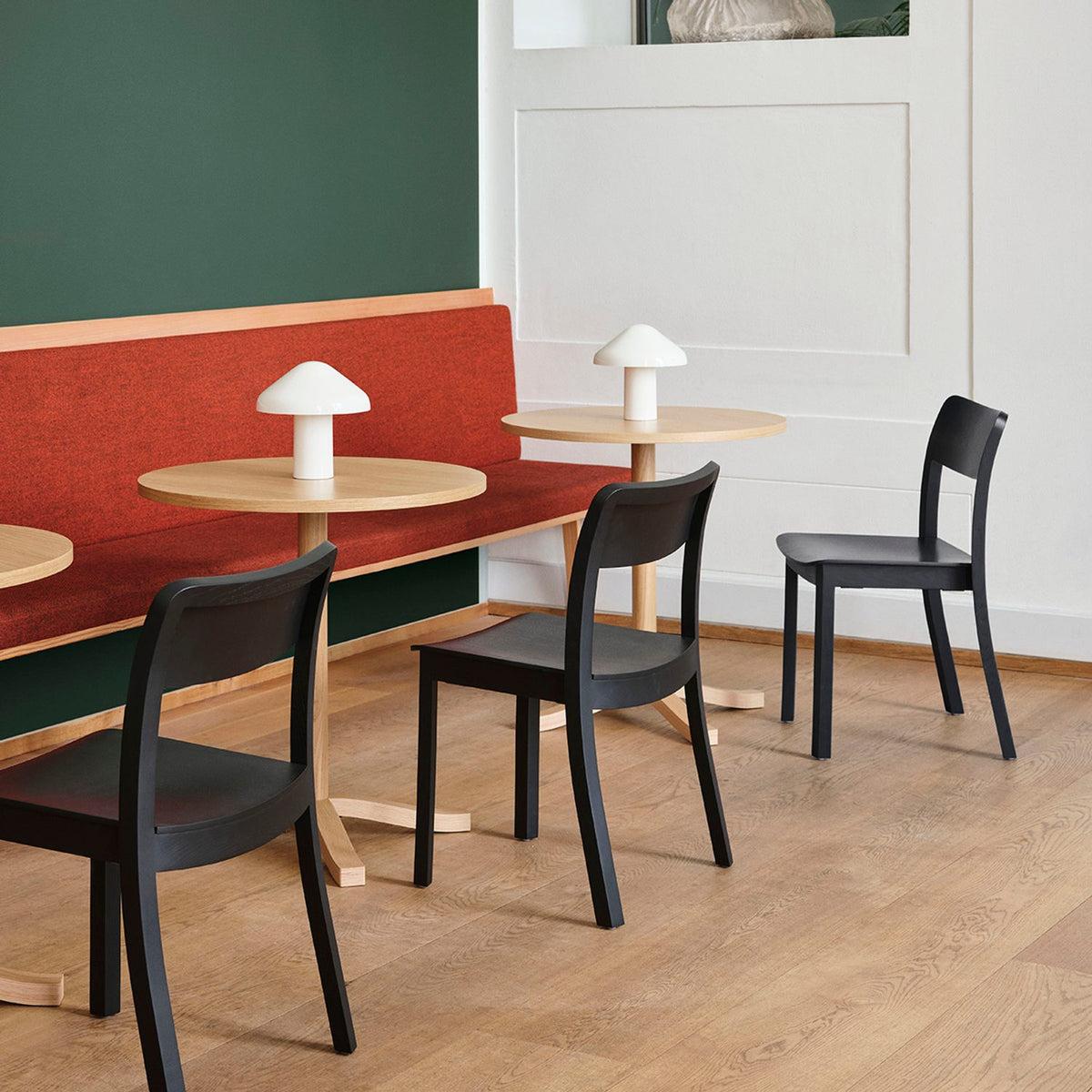 Pastis Stol Pine green – askfaner med vattenbaserad lack, Pine green – massiv ask med vattenbaserad lack
