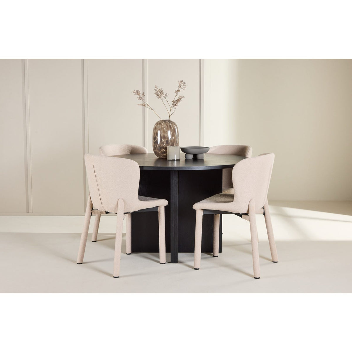 Strada, Astoria Oval matgrupp Beige, Svart, ⌀120