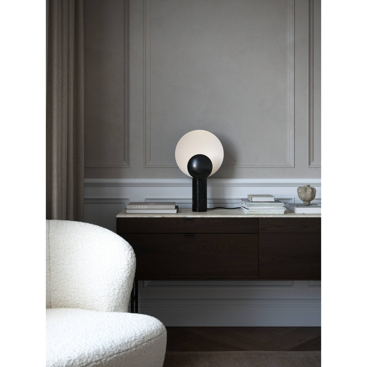 Caché Bordslampa Svart