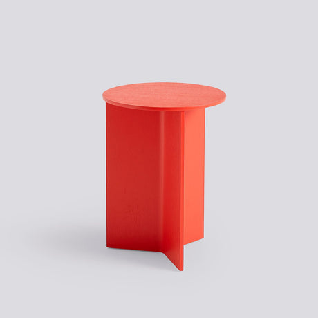 Slit runt Ø35 × H47 cm Sidobord Candy red – ekfaner med vattenbaserad lack