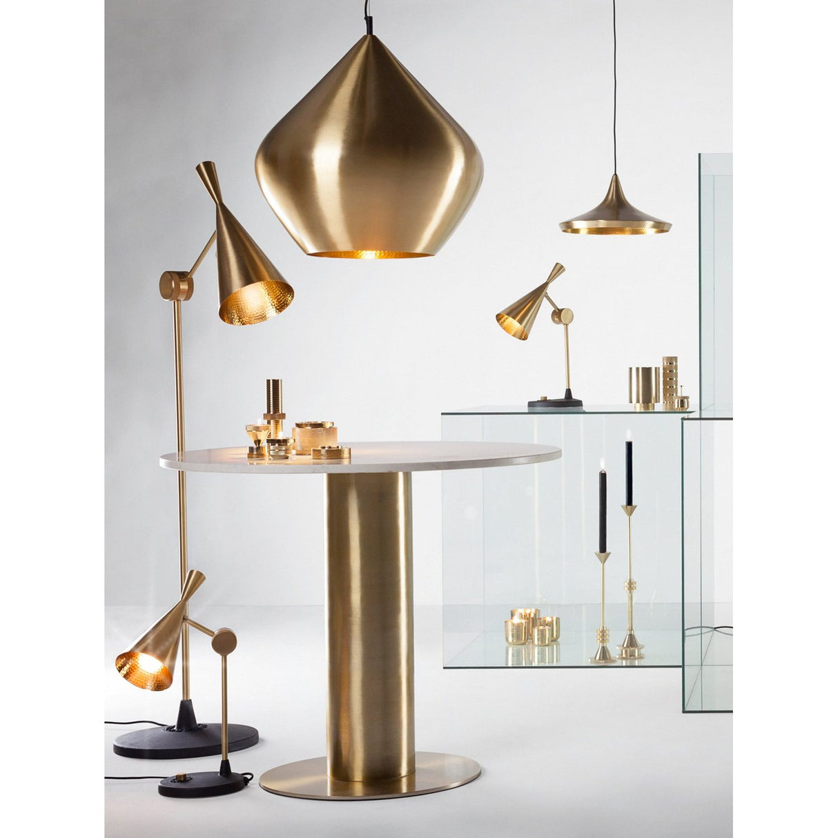Beat Bordslampa Brass
