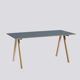 CPH 10 L160 × B80 × H74 cm Skrivbord Smokey blue – linoleum, massiv ek med vattenbaserad lack