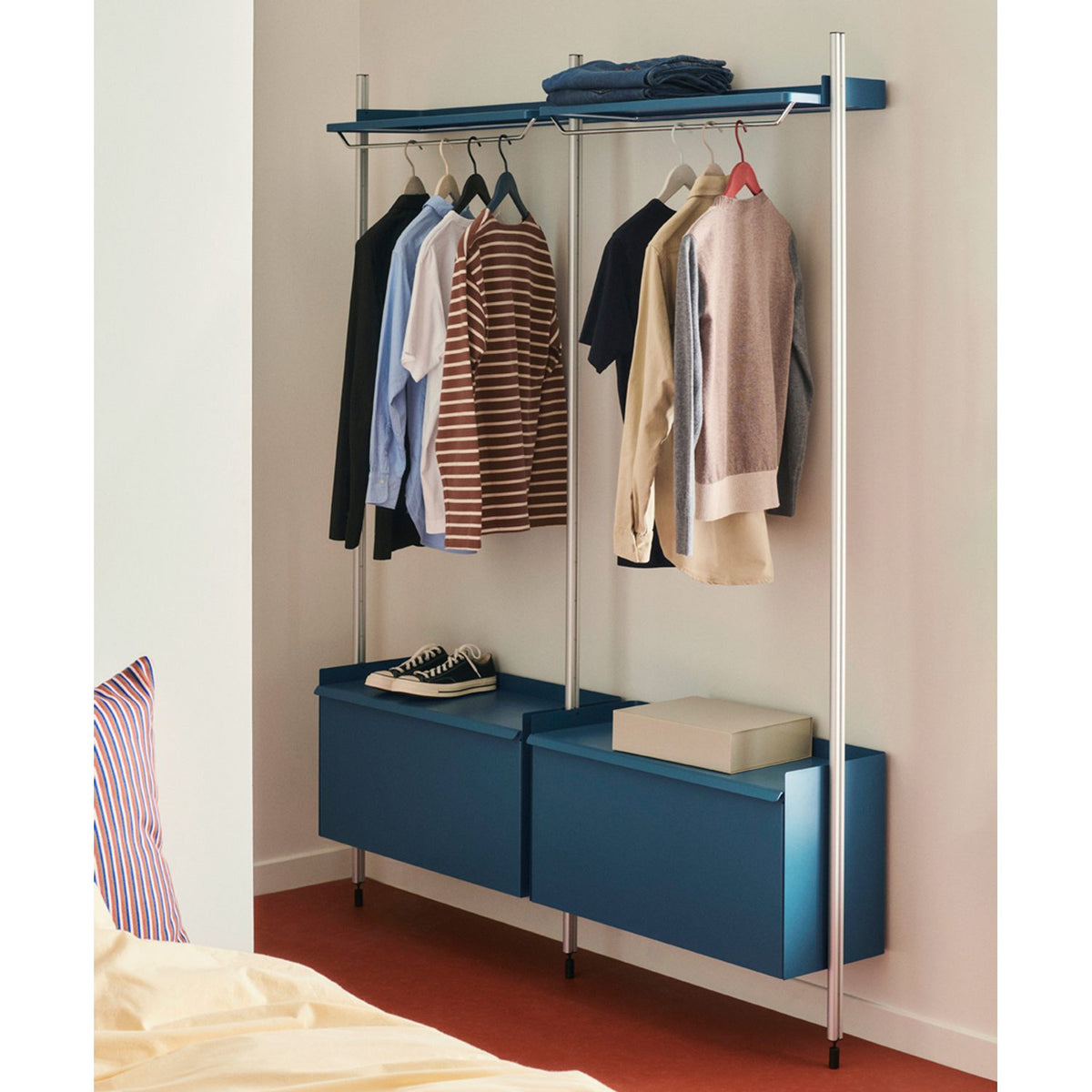 Pier System 1002 2 sektioner 162 × 34 × 209 cm Hyllsystem PS White, Klaranodiserad aluminium