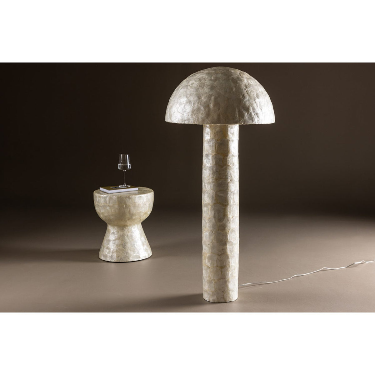 Lindön Golvlampa Ljusgrå