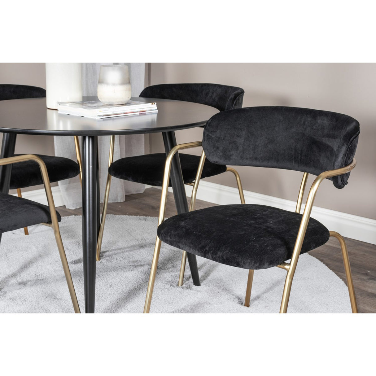 Plaza, Arrow Rund matgrupp Svart,Guld, Svart, ⌀100
