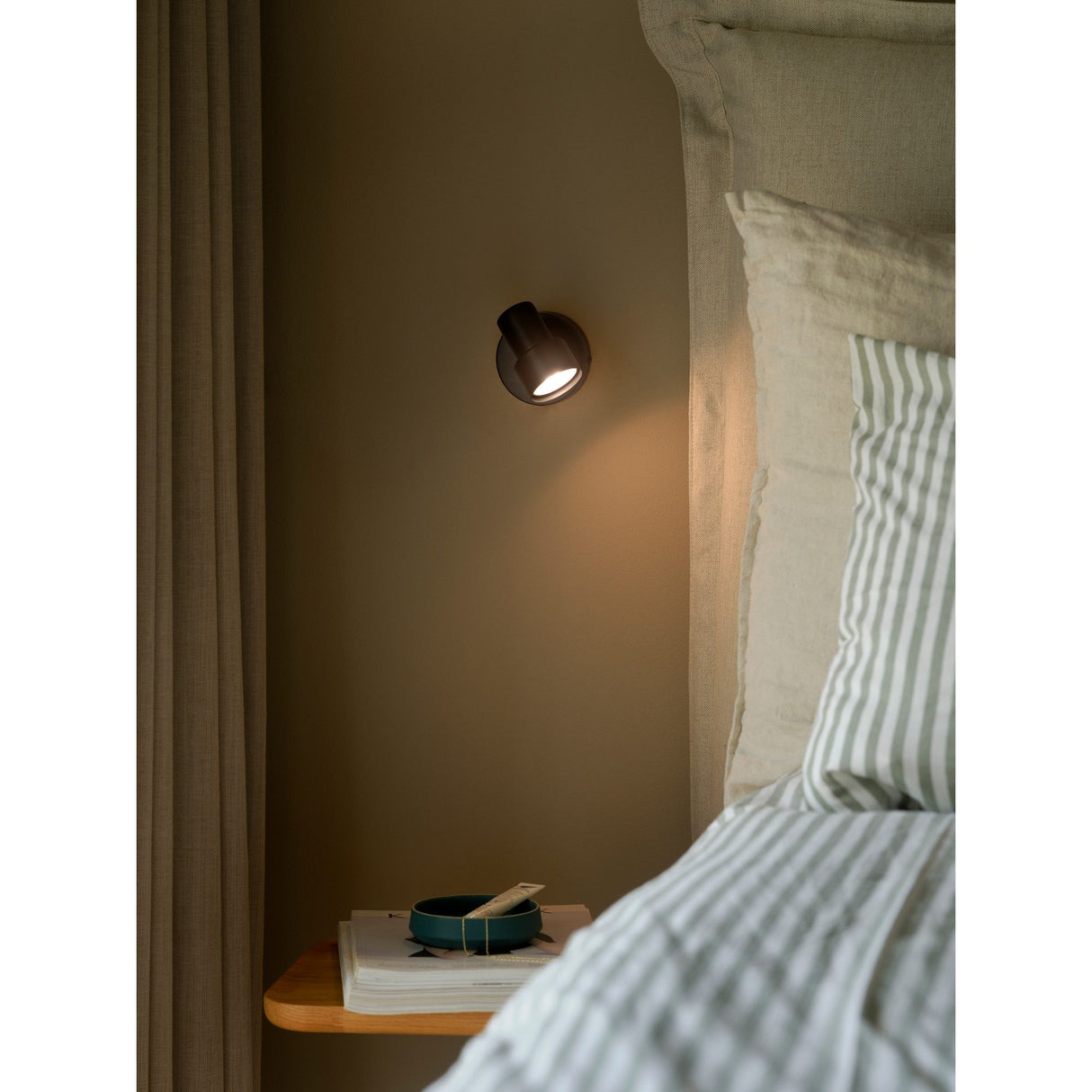 Boston Svart Vägglampa