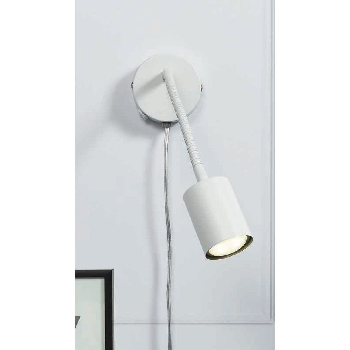 Explore Flex Vägglampa Vit