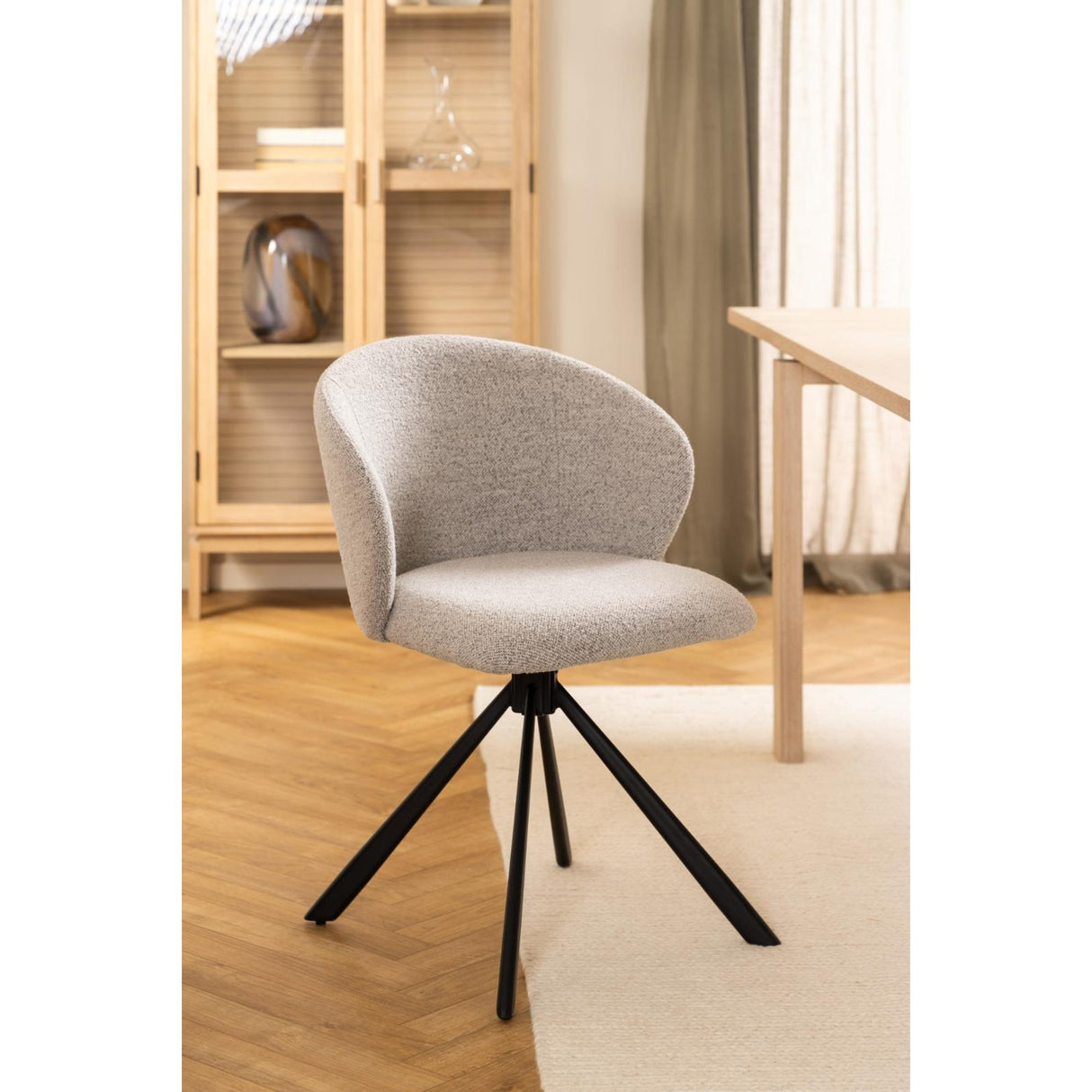 Pippa Matstol Monza tyg Beige