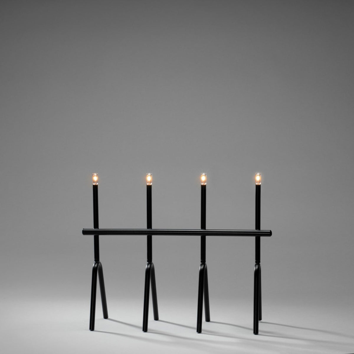 4 Ljus LED Svart Metall med Dimmer Elljusstake Liten
