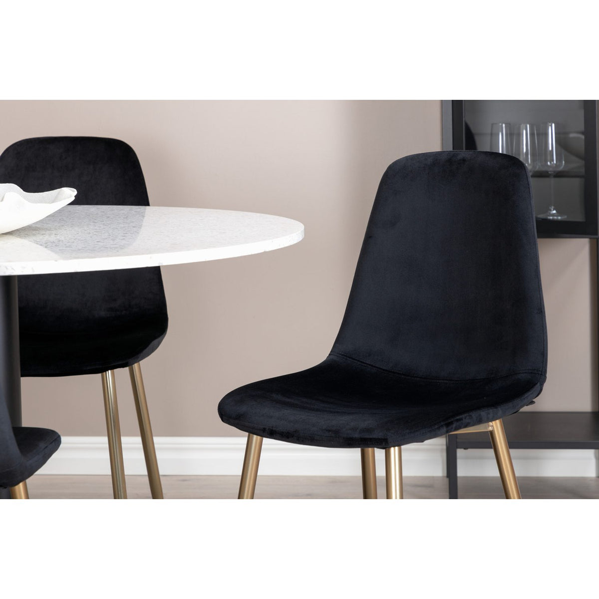 Razzia, Polar Rund matgrupp Svart, Guld, Svart,Vitt, ⌀106