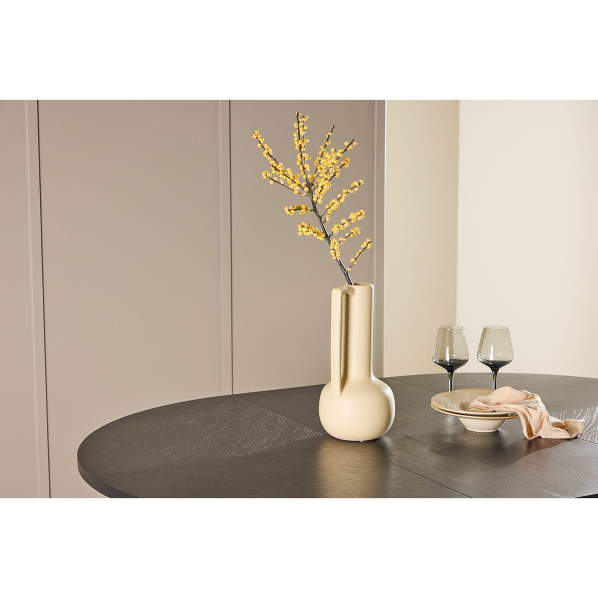 Strada Rektangulärt matbord Svart, MDF, ⌀120