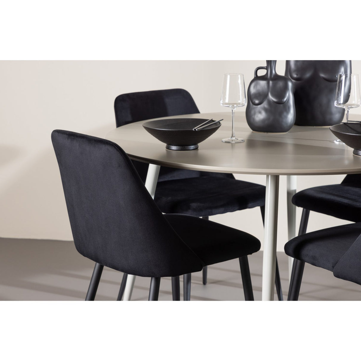 Plaza, Night Rund matgrupp Svart, Beige, ⌀120