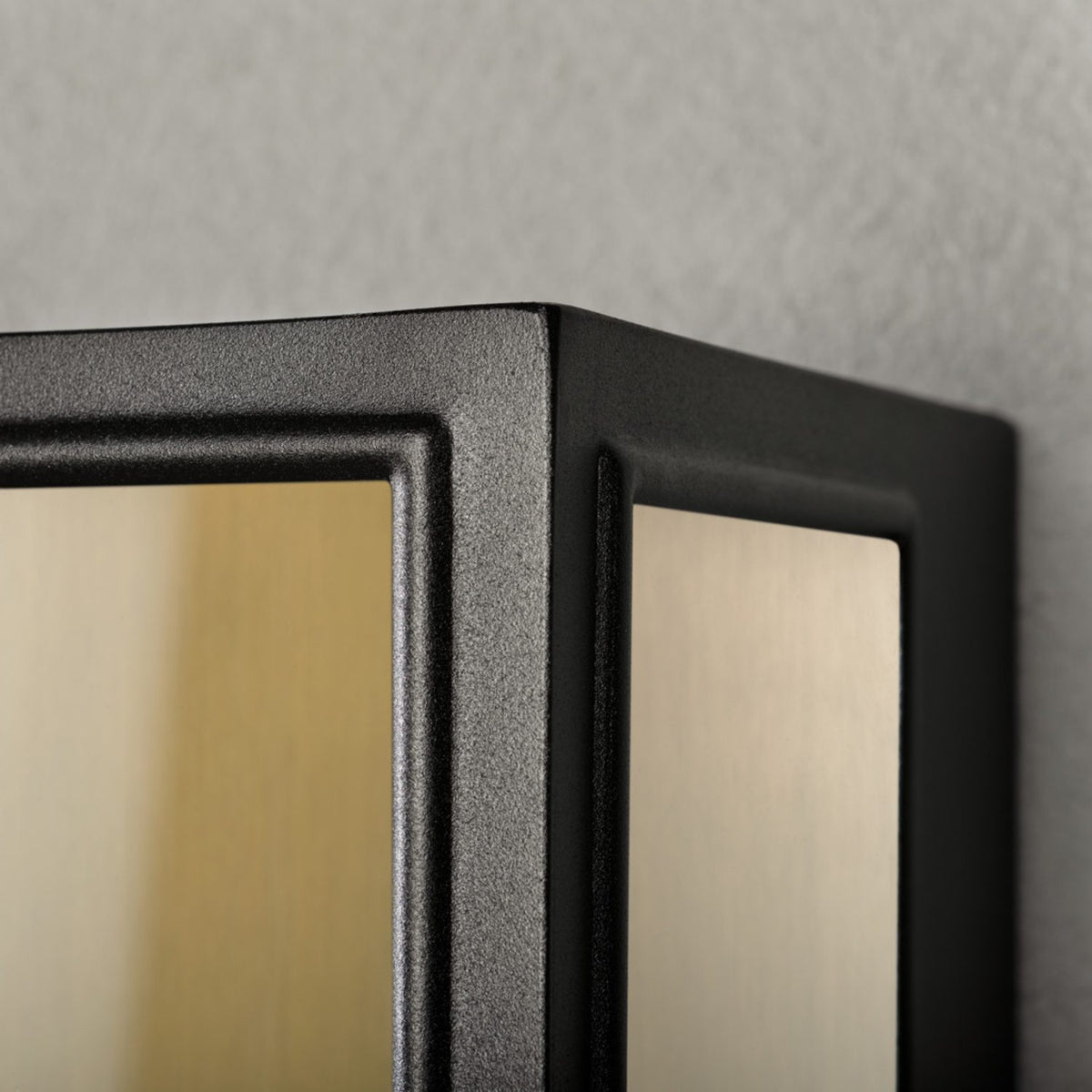 Carpi E27 Vägglampa Ute Svart/Mässing, Medium (18 cm)