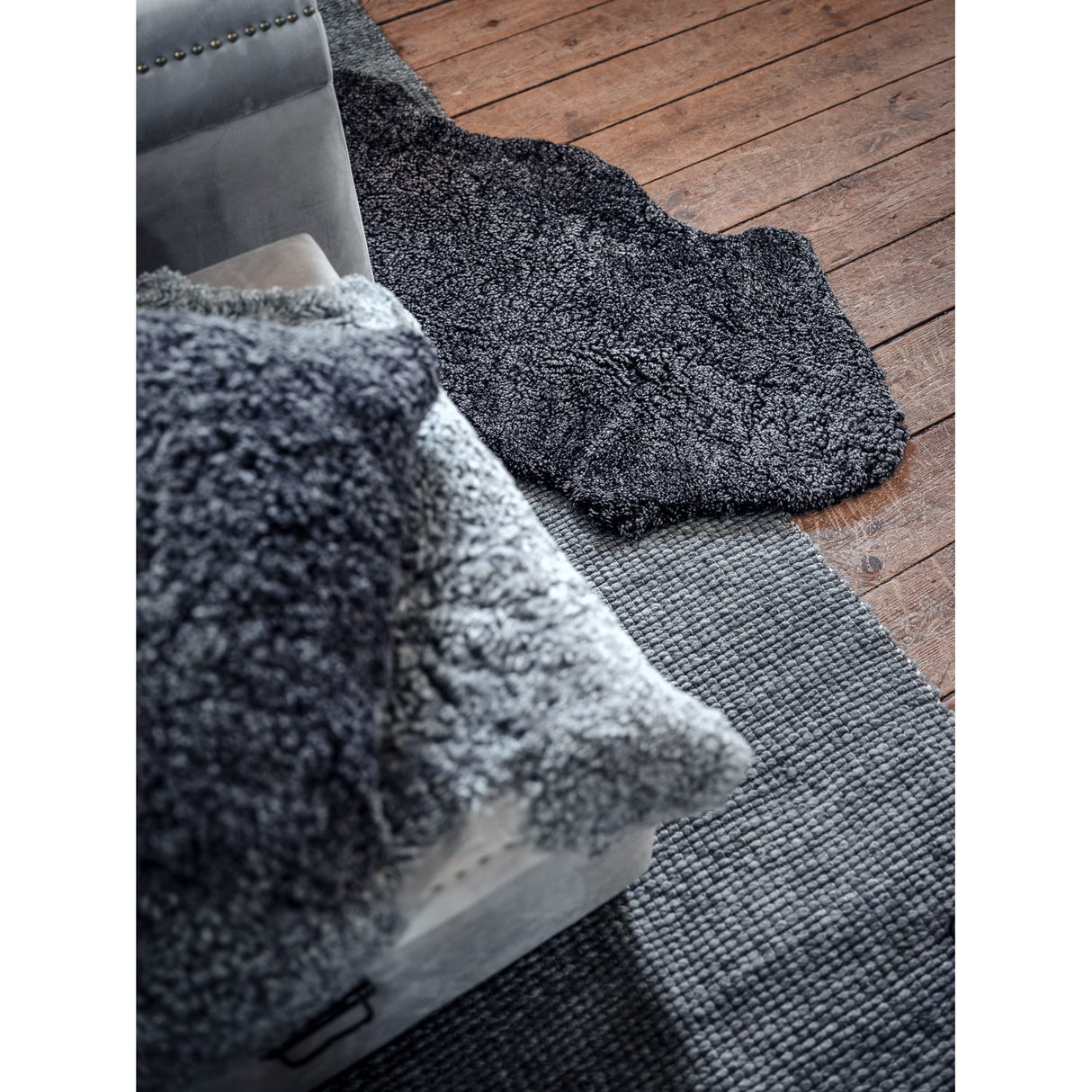 Curly Dubbel Fårskinn Fäll Dark Grey