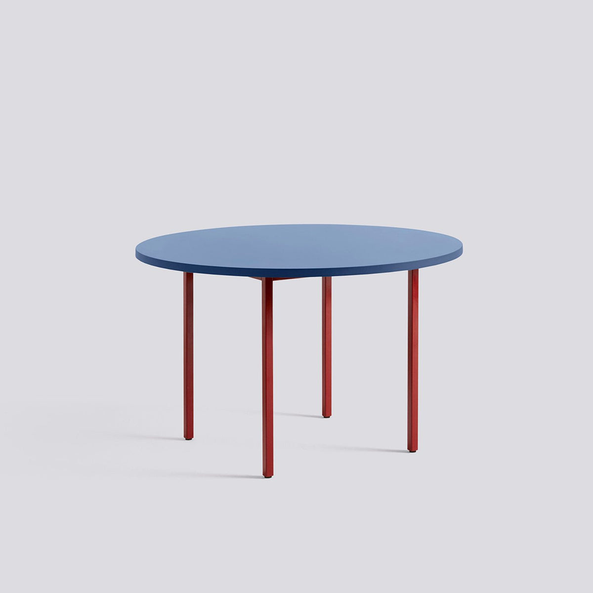 Two-Colour Ø120 × H74 cm Matbord Blue, Maroon red – pulverlackerat stål