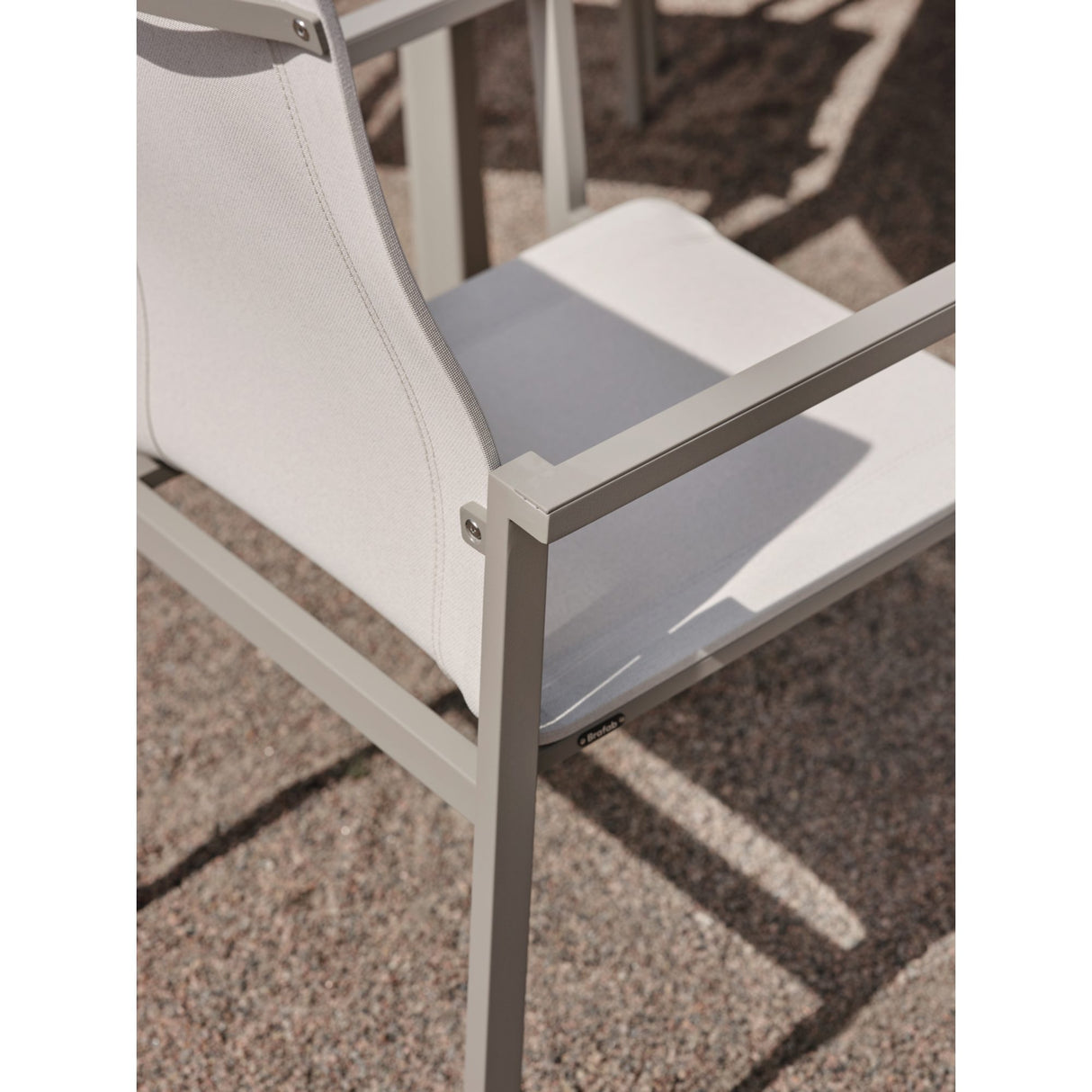 Comfy Karmstol Khaki/Off-White