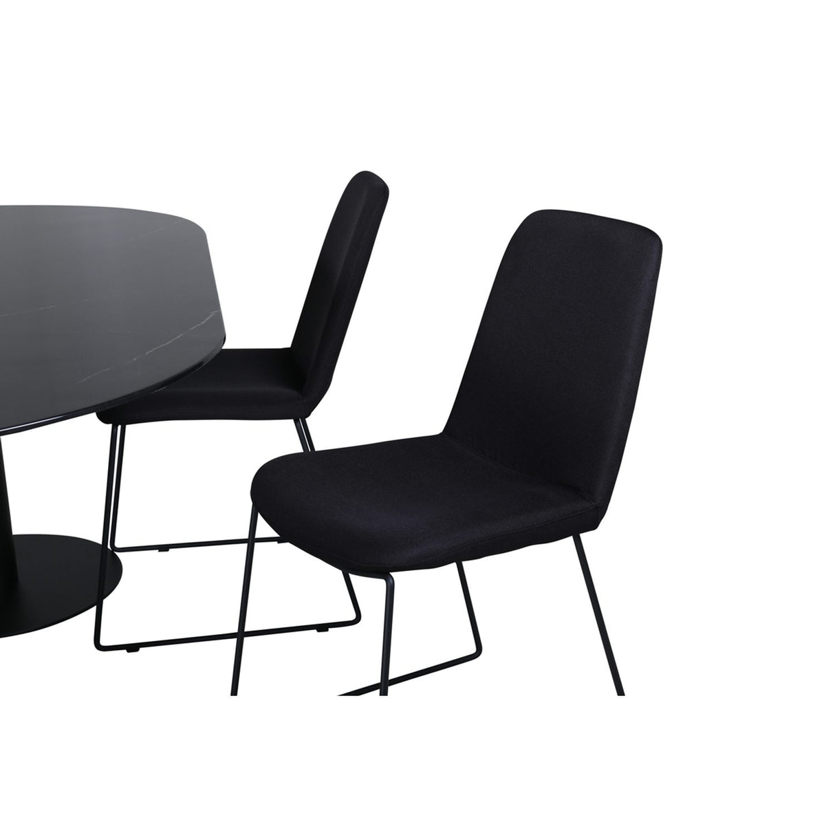 Pillan, Muce Oval matgrupp