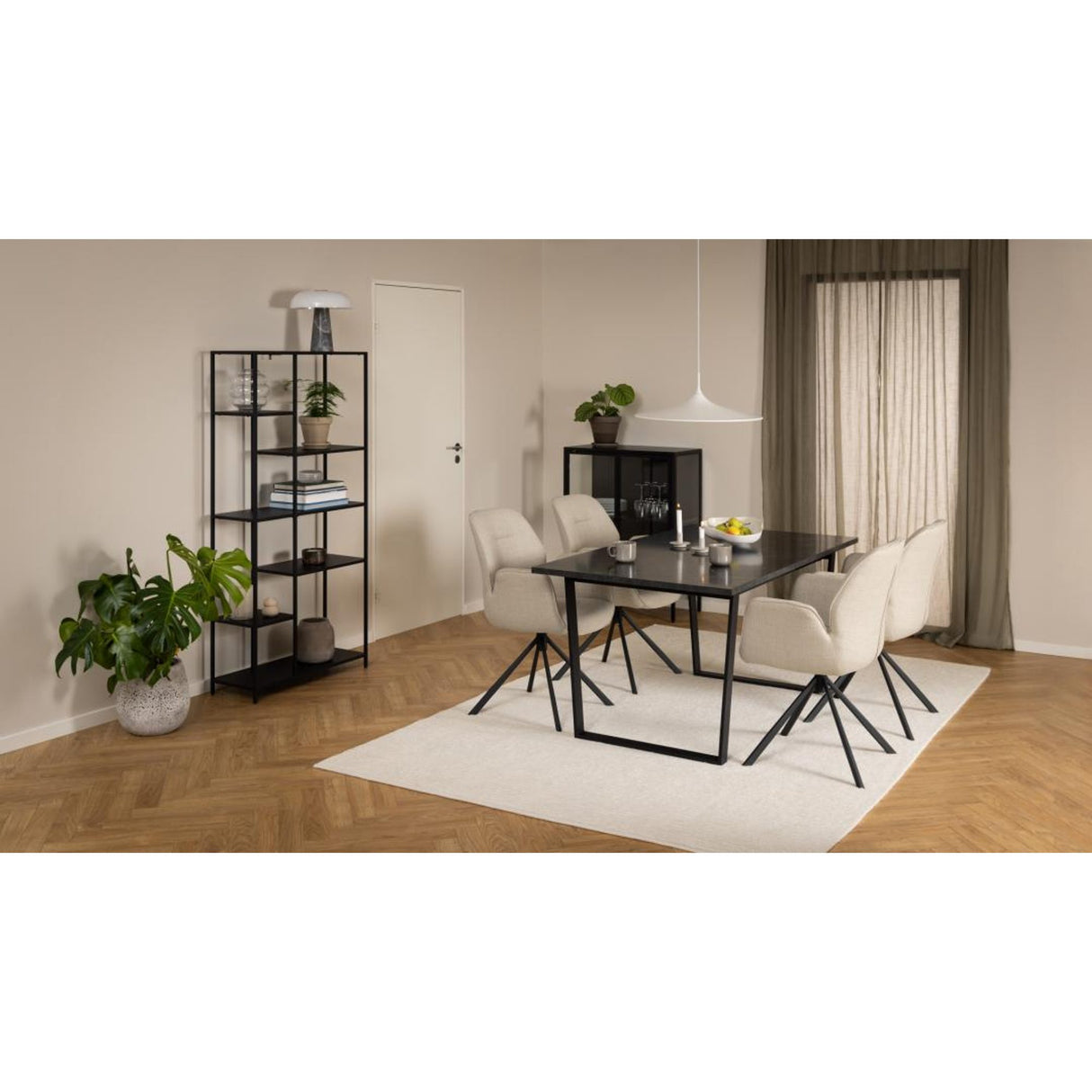 Newcastle Bokhylla 165x79x30 cm