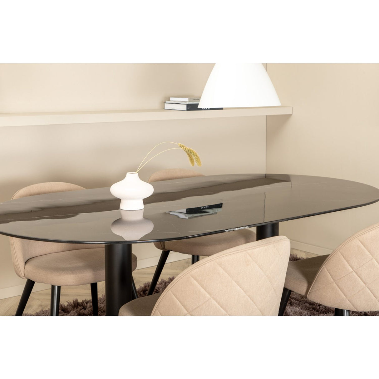 Pillan, Velvet Oval matgrupp