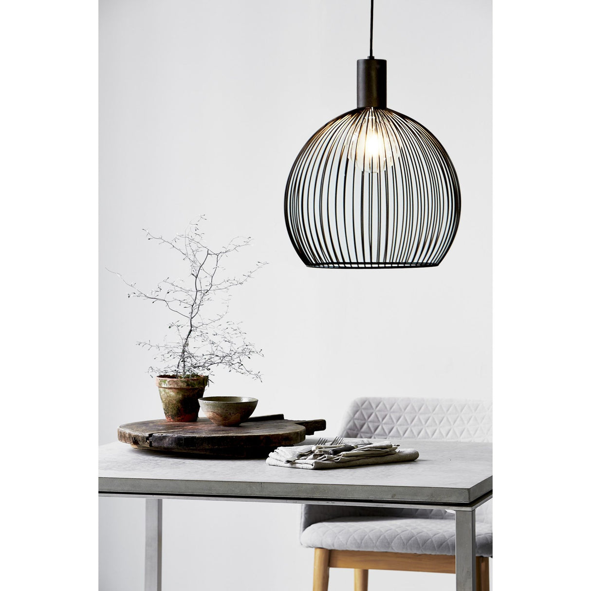 Aver Svart Taklampa 40 cm