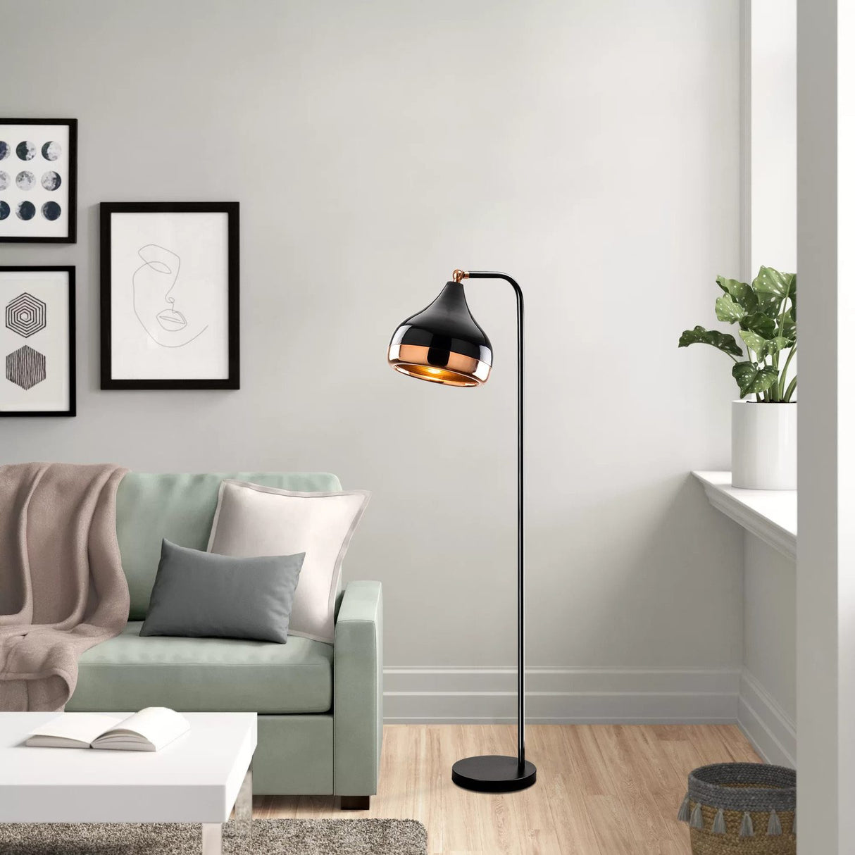 Detroit Golvlampa svart / koppar