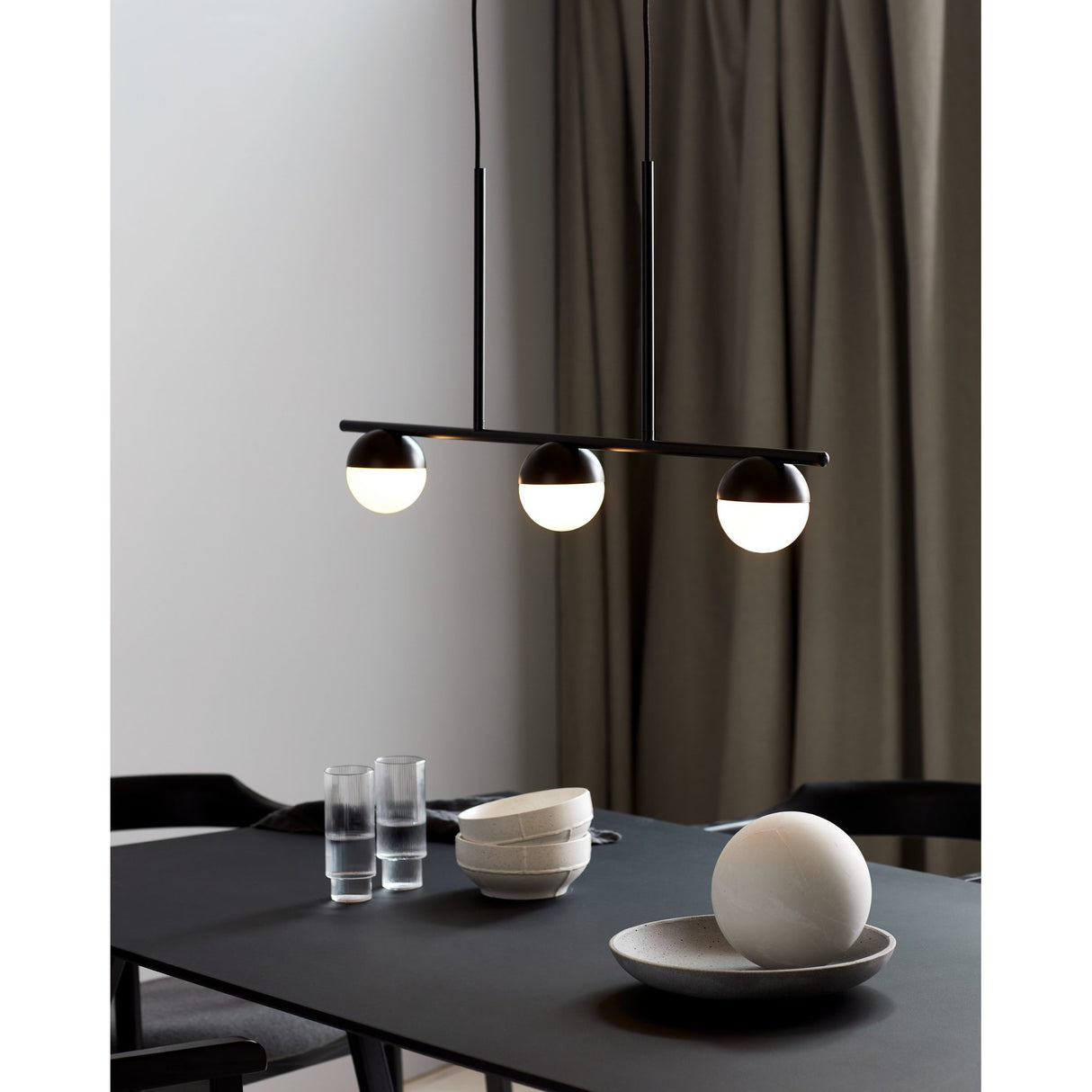 Contina 3-Spot Taklampa Svart