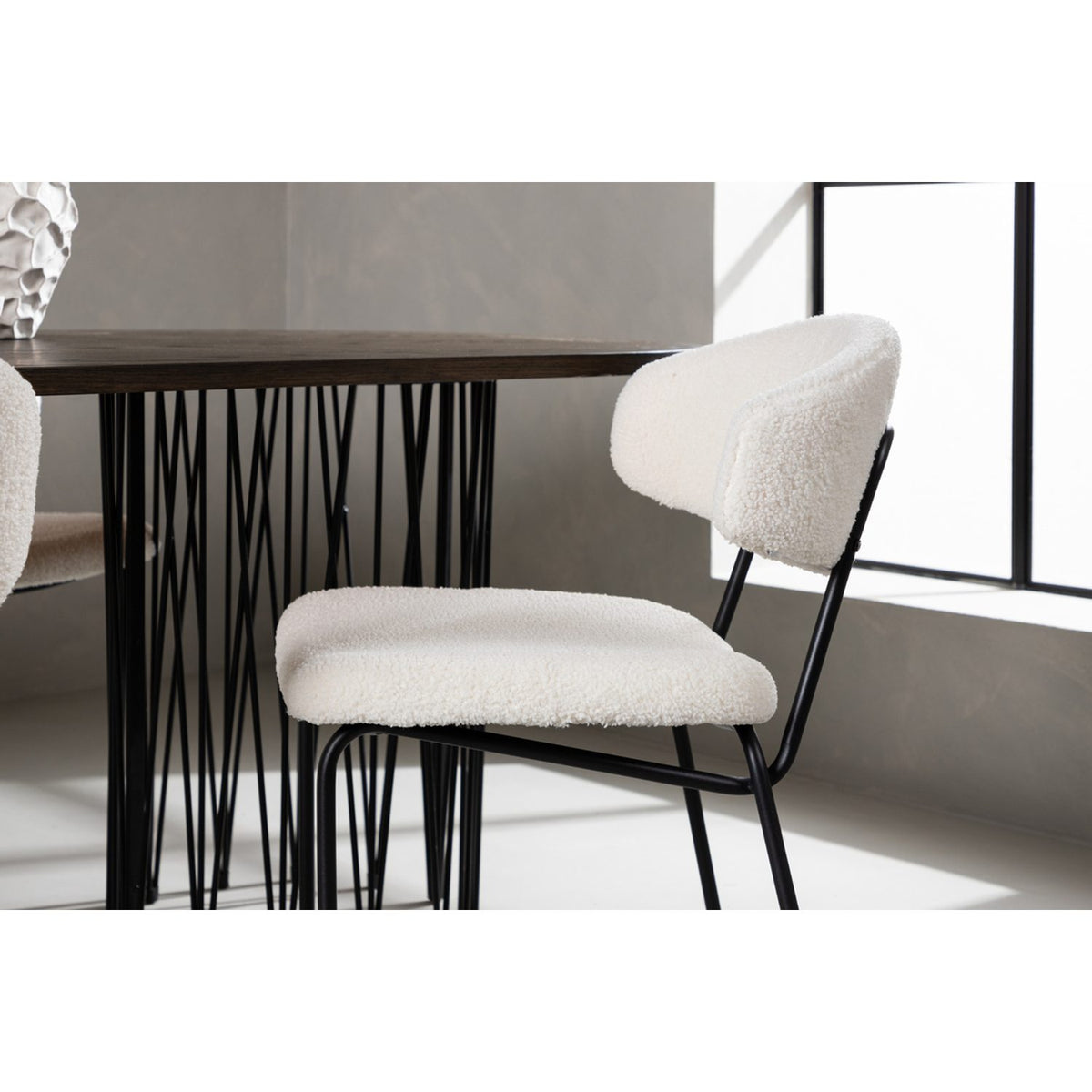 Stone, Chico Oval matgrupp Vit, Svart, mocka, 220 x 100